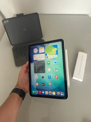 iPad 11 (A16) 128GB + Apple Pencil USB-C + Teclado Logitech - Estado de Novo