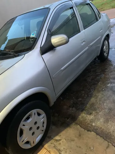 Chevrolet Corsa Sedan 1.0 MPFI 8V 71cv 4P 2004