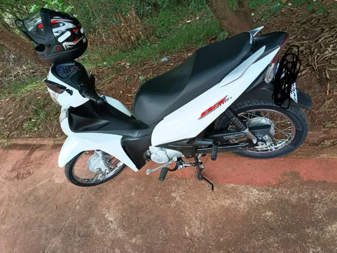 Honda Biz 110i 2022/2023 - Única Dona - Impecável