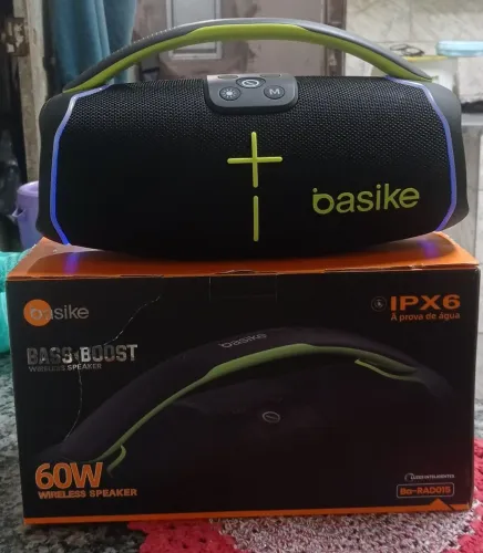 Caixa bluetooth basike 60w em estado de nova não aceito trocas 