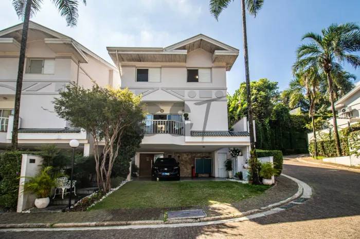 Casa de Condomínio - 4 Dormitórios (Suítes) à Venda no Alto da Boa Vista, São Paulo/SP