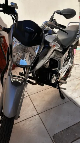 VENDO FAN 160 14 mil km rodados 