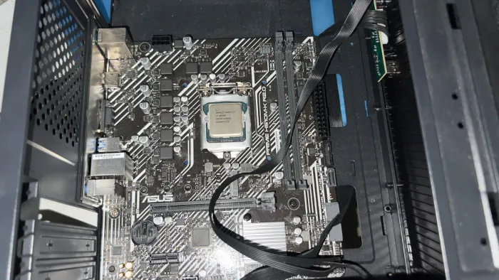 Placa-mãe com processador