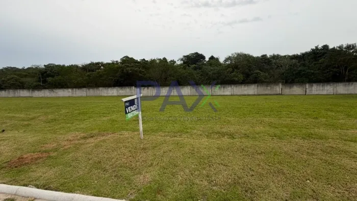 Lote de 306,73m² à venda no Condomínio Reserva da Pedra