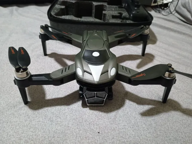 Drone V188 8k 2 baterias novo