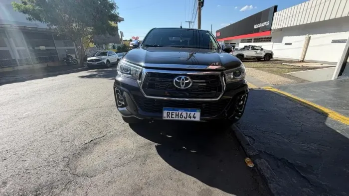 Toyota Hilux CD SRX 4X4 2.8 TDI 16V Diesel Aut. 2020