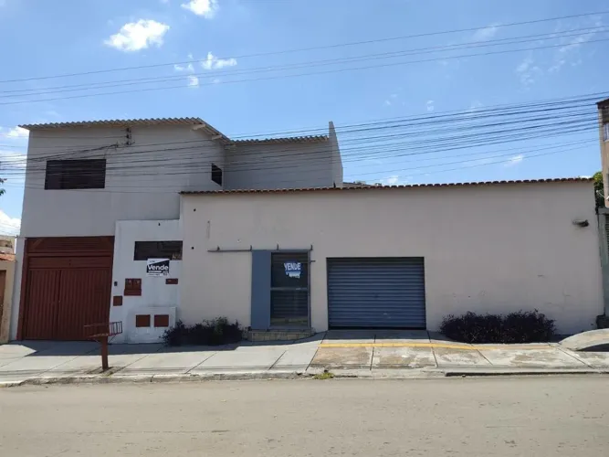 Imóvel com espaço comercial e residencial - CAMPINAS