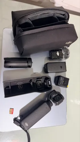 DJI Osmo Pocket 3 Creator Combo + SanDisk 256 GB - Seminova