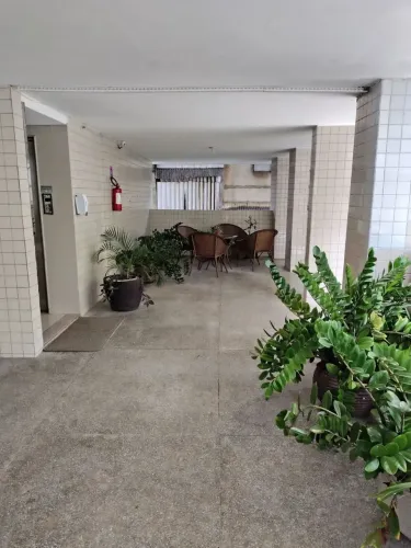 Seu novo lar no 6º andar: 2 quartos e a praticidade de 3 banheiros!