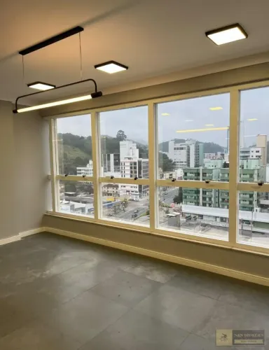 Sala Comercial para Locação em Balneário Camboriú, Pioneiros