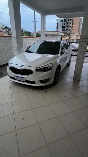 Kia Motors Cadenza EX 3.5 V6 24V 290cv Aut. 2014