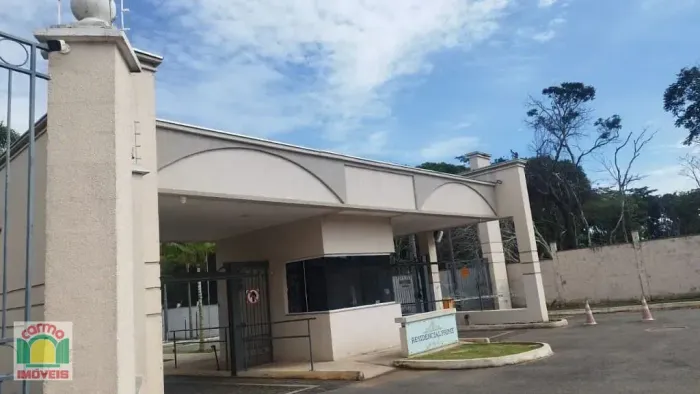 Apartamento com 2 dormitórios para alugar, 55 m² por R$ 1.220,00/mês - Polocentro l ( 2ª E