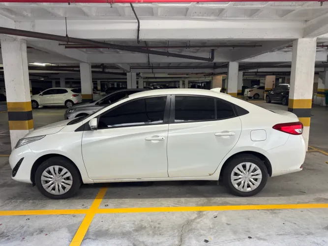 Toyota Yaris XL Live Sedan 1.5 Flex 16V 4P AUT 2021