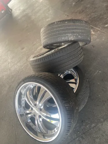 Roda esportiva cromada 20 5x114