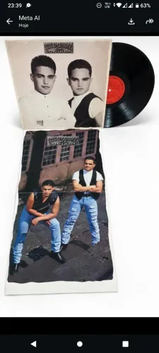 Disco de Vinil - Zezé e Luciano 94/95 capa e poster com fotos e as letras das músicas.