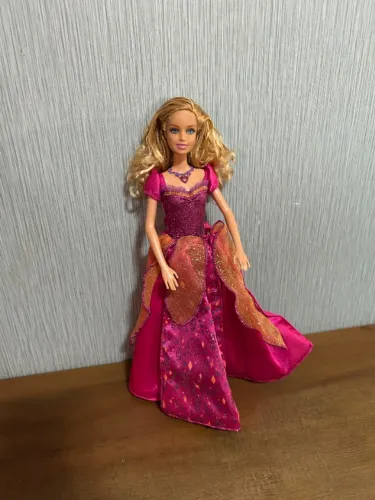 Barbie Liana Castelo de Diamantes