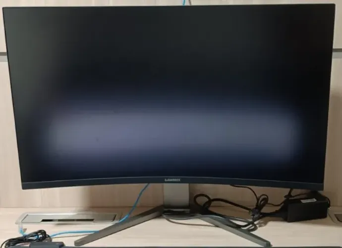 Monitor Gamemax curvo 32" 165hz