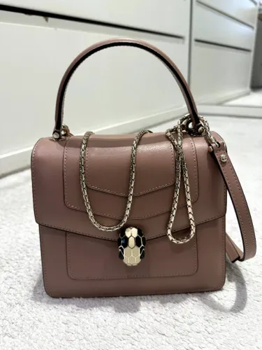 Bolsa Bvlgari Serpenti Forever Top Handle Nude