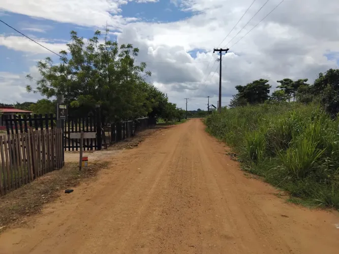 Disponível para venda chácara na região do cantá a 7 km do município .