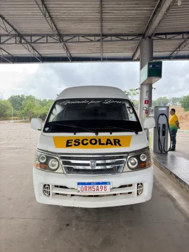 Jinbei Topic Escolar L 2.2 8V/ 2.0 16V 4P 2014