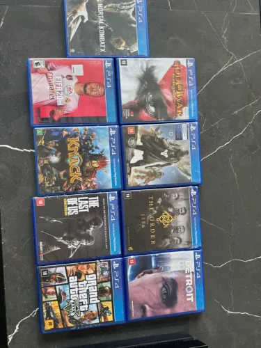PS4 500g + 9 jogos + 01 controle