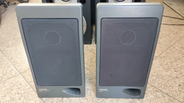 Caixas polyvox cp-33