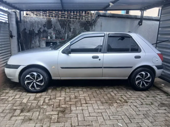 Ford Fiesta GLX 1.6 8V 5P 2001