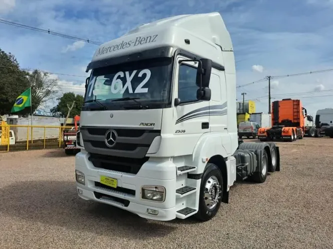 M.BENZ AXOR 2536 S 6X2 2015 AUTOMÁTICO