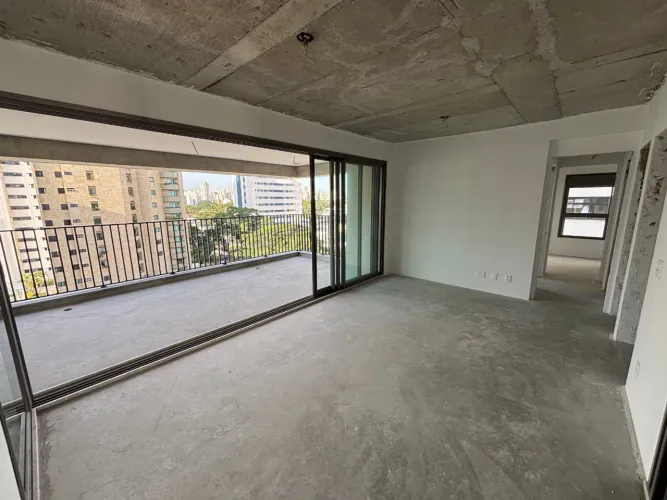 Apartamento para venda em Moema com 3 quartos, sendo 3 suítes, 2 vagas, 150m²