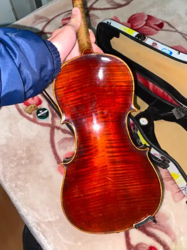 Violino Stradivarius profissional