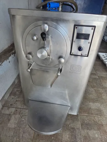 Produtora de Sorvete Bertollo 180/200