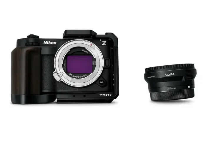 Nikon Zr Red 6k + Adaptador Sony E Mount + Sigma Mc11 + Cage Preto