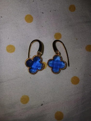 Brinco de trevo pedra azul dual semi joias 60 reias