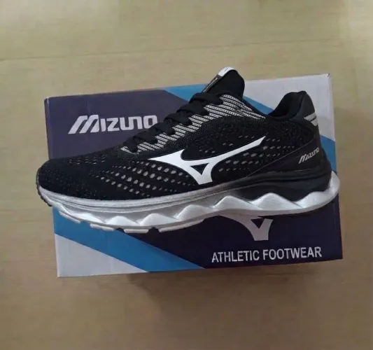 MIzuno tamnho 40/41