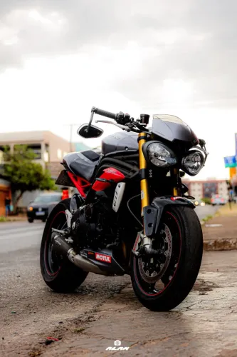 Speed Triple 1050r - Streat