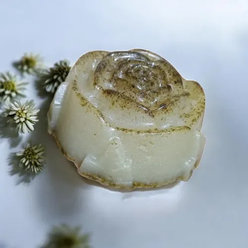 Sabonete artesanal de camomila