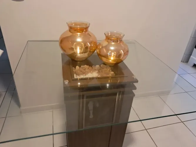Mesa de jantar 4 lugares seminova
