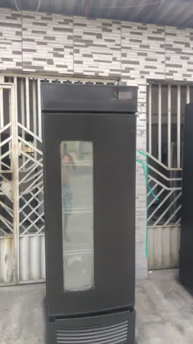 Cervejeiro top, em ótimo funcionamento, vai até -6°, faço a entrega