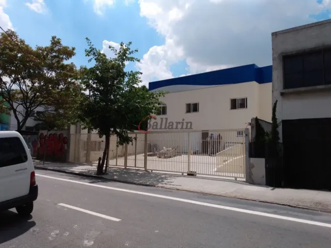 Prédio Comercial com Renda em São Paulo