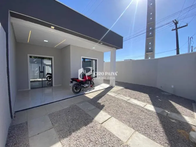 Casa com 3 dormitórios à venda, 95 m² por R$ 360.000 - Chácara da Prainha - Aquiraz/CE
