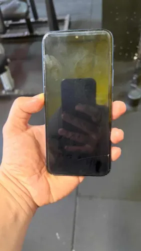 Vende Realme C85