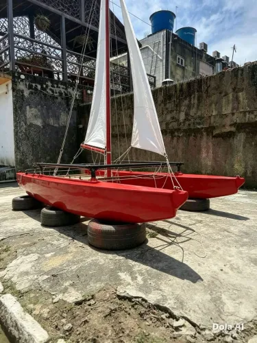 Catamarã Hobie Cat 16