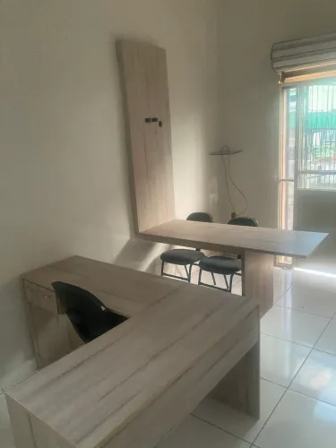Escritório Mobiliado (Ótima Localização)