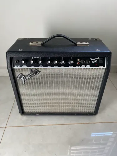 Fender Frontman 25R