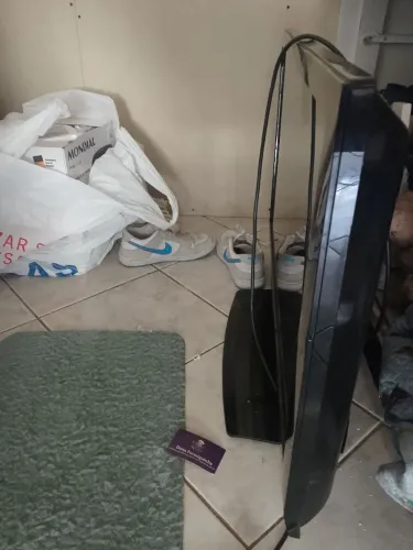 Tv LG não é smart,mas vai com o aparelho que vira smart 
