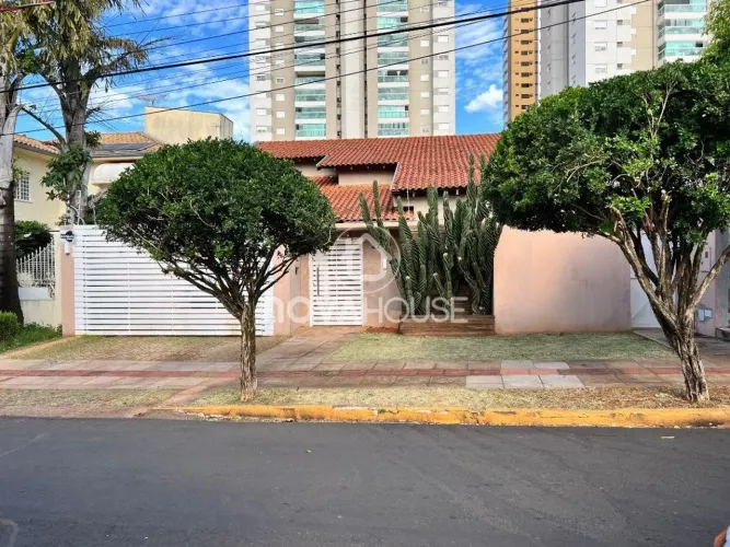 LINDO SOBRADO AO LADO DO SHOPPING CAMPO GRANDE