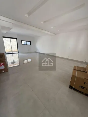 Sobrado com 3 dormitórios à venda, 165 m² por R$ 1.040.000 - Coqueiral - Cascavel/PR