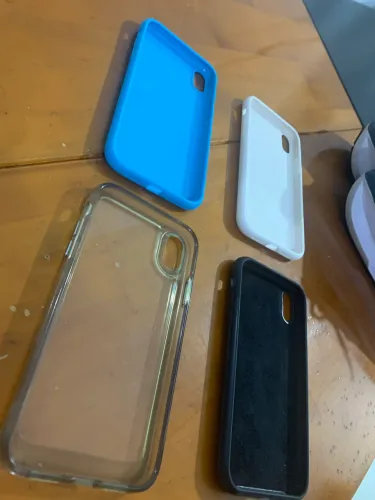 Capinha iPhone XR tudo por 10 $