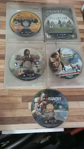 Cinco jogos para Playstation 3 CDs sem risco perfeito estado