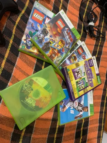 Vendo Xbox 360 completo!!